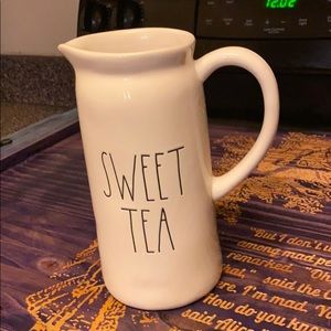 Sweet Tea pitcher Rae Dunn